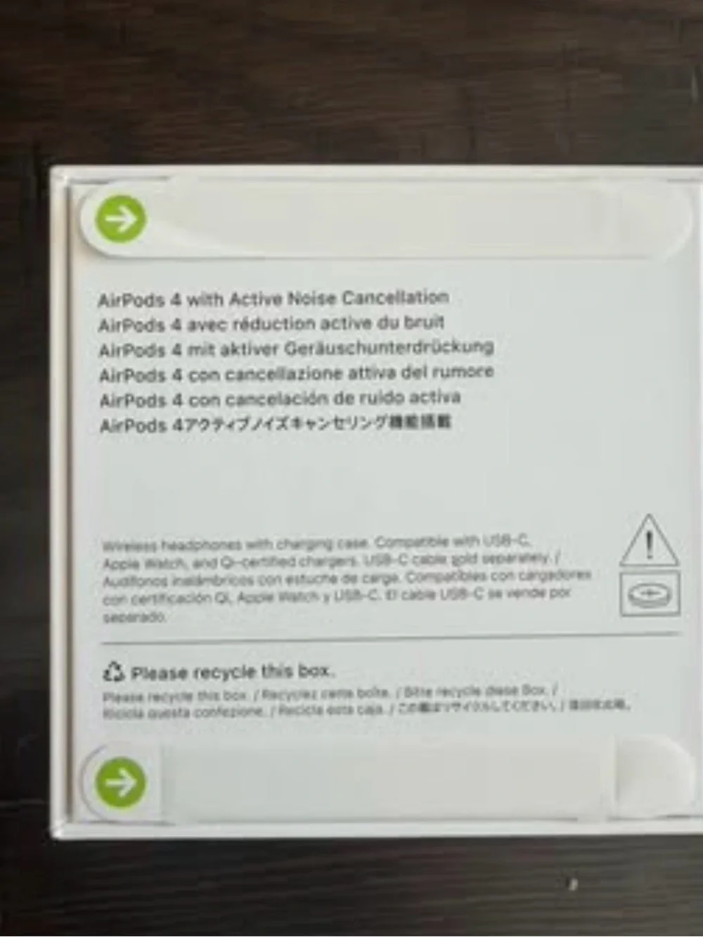 AirPods 4